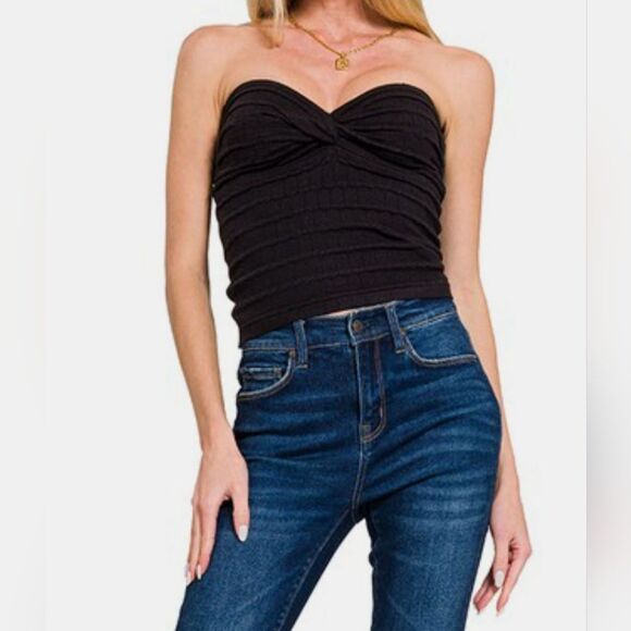 Zenana Outfitters Black Strapless Twist Front Crop Top - Picture 1 of 4